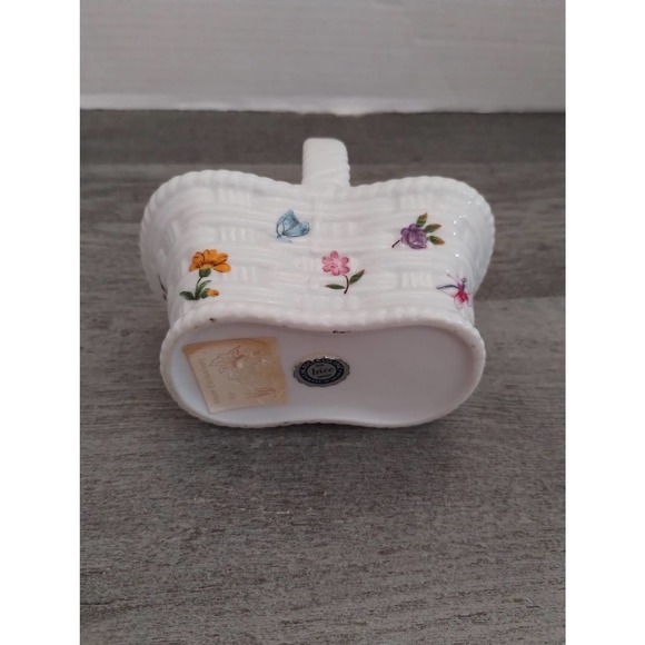 Butterflies and Flowers Vintage Irice Ceramic Basket Made fin Japan - Picture 8 of 8